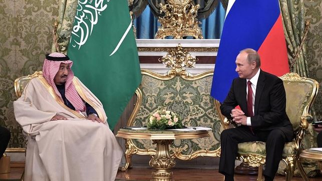 Putin y el rey saudí Salmán acuerdan mejorar la coordinación en los mercados de energía