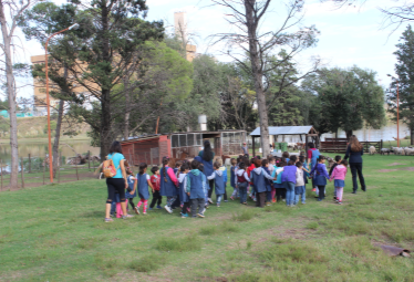 Alumnos visitan la reserva aledaña a la central nuclear Embalse