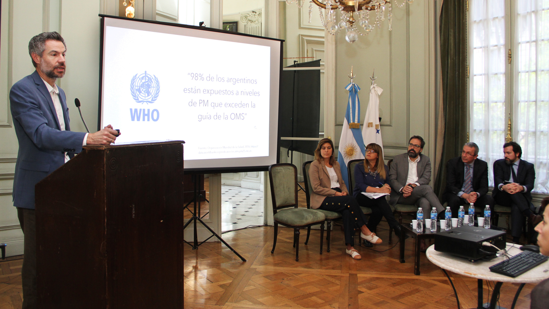 Debate sobre las aplicaciones nucleares con fines pacíficos en el Palacio San Martín