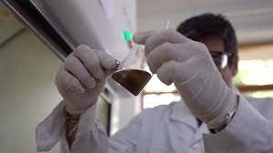 Tratamiento con nanopartículas magnéticas para desprendimiento de retina