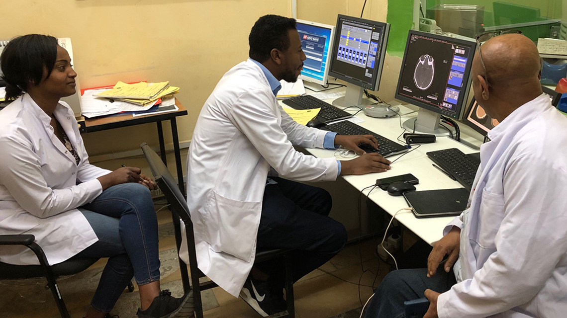 Tecnología nuclear para la atención oncológica