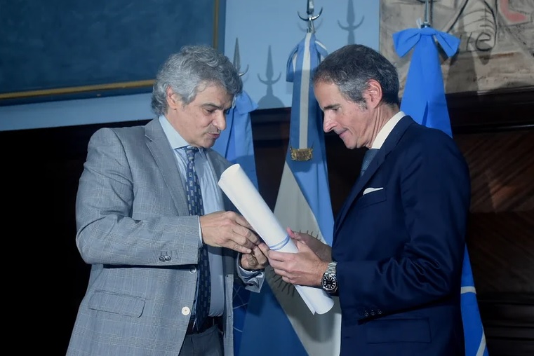 La UBA entregó el doctorado Honoris Causa a Rafael Grossi