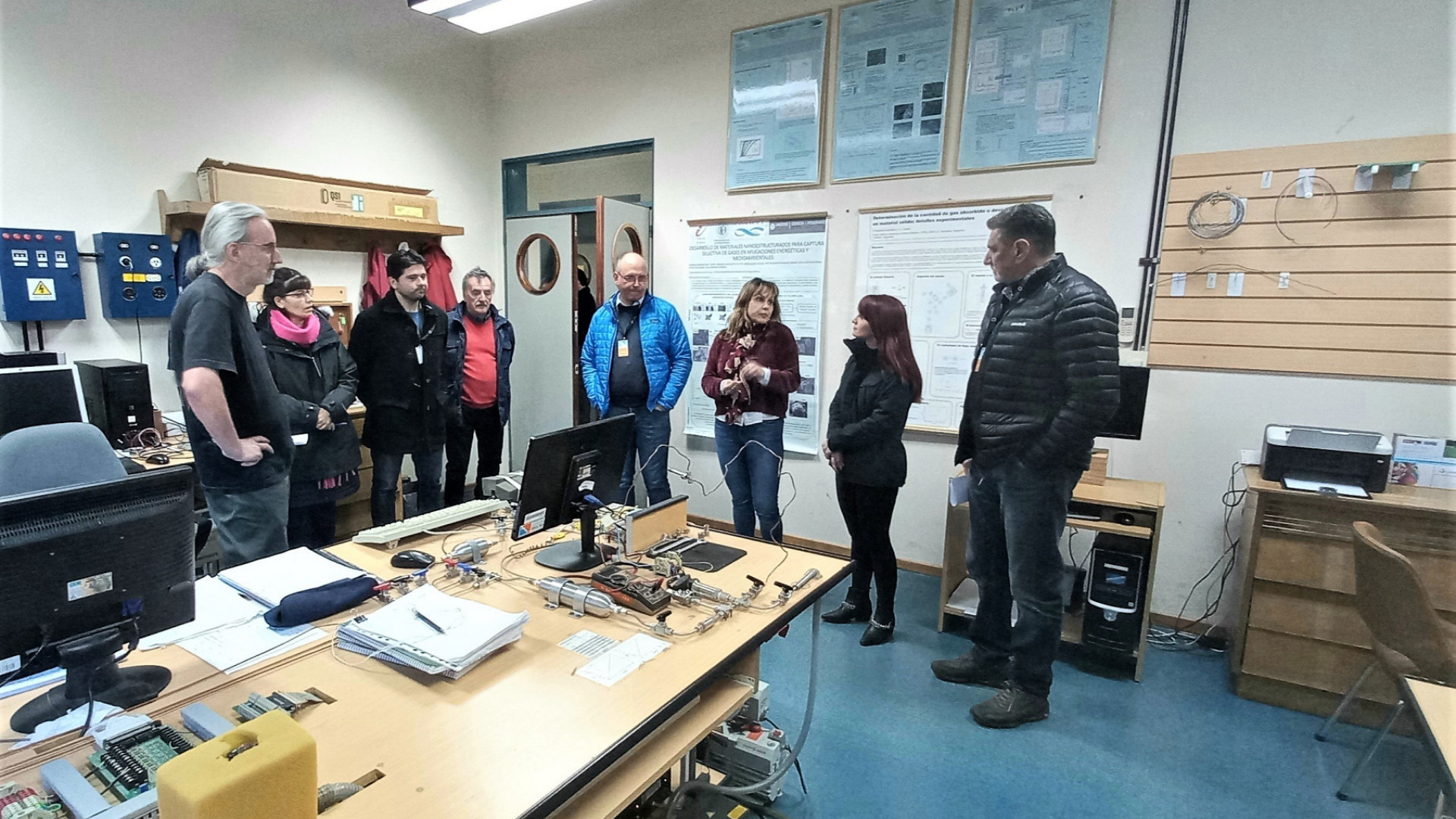 La oferta de servicios de CNEA fue el eje de la visita de directivos y técnicos de ENSI