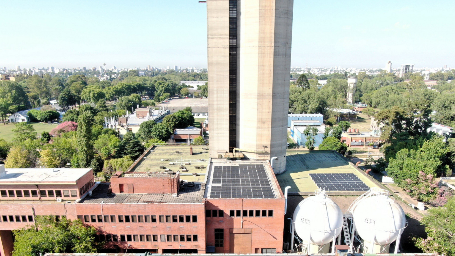 Investigación y capacitación en el acelerador de partículas más grande de América Latina