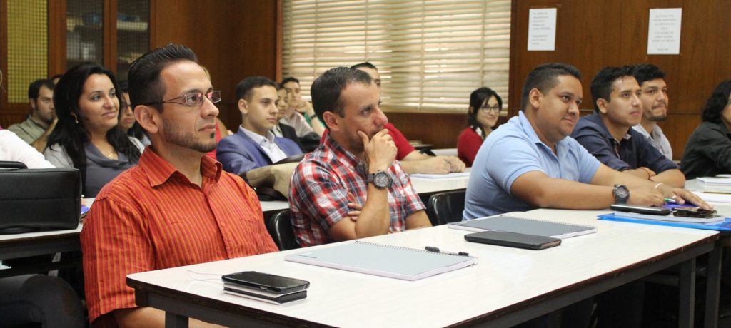 La Autoridad Regulatoria Nuclear abrió la convocatoria para becas de perfeccionamiento en la Carrera de Especialización en Protección Radiológica