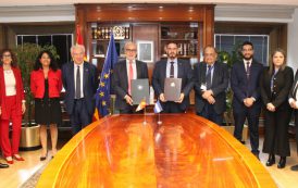 El Salvador se fija en España ante su interés por la energía nuclear