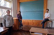 Docentes del Balseiro explican el Premio Nobel en Física 2025