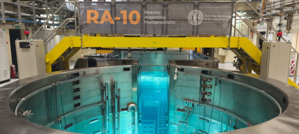 El RA-10 inició pruebas clave del sistema de refrigeración primario