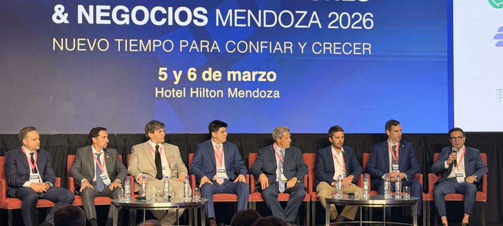 Ramos Nápoli y Campos destacaron en Mendoza las oportunidades para el sector nuclear argentino