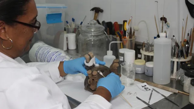 Ecuador y Panamá utilizan técnicas nucleares para investigaciones y restauraciones del patrimonio cultural