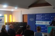 Nucleoeléctrica entregó 84 computadoras a escuelas de Almafuerte